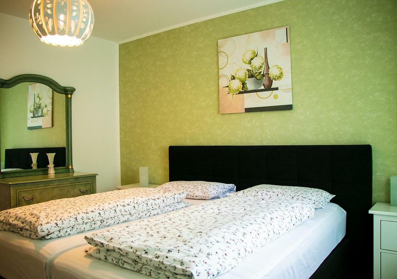 3 Zimmer Appartement ไฮเดลเบิร์ก ภายนอก รูปภาพ